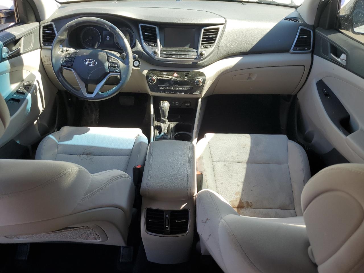 KM8J33A20JU774798 2018 Hyundai Tucson Value