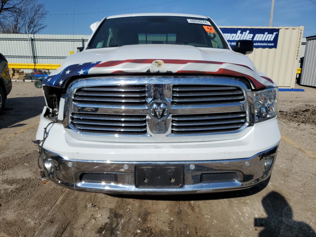 1C6RR7GT2GS309108 2016 Ram 1500 Slt