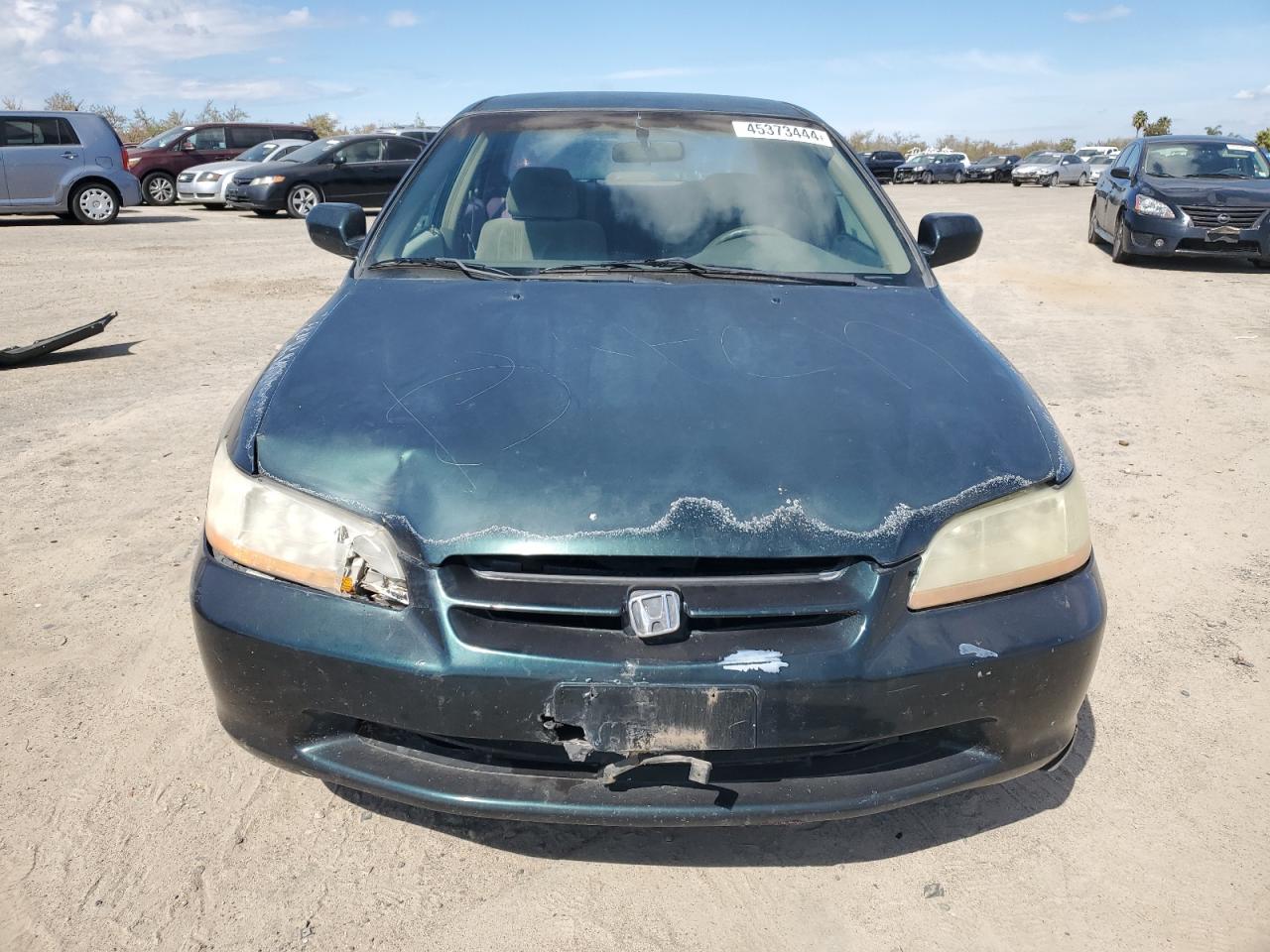 1HGCG5640YA013113 2000 Honda Accord Lx