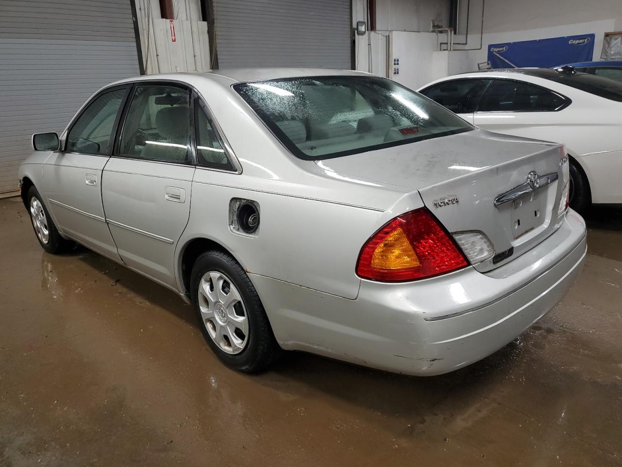 4T1BF28B31U176412 2001 Toyota Avalon Xl