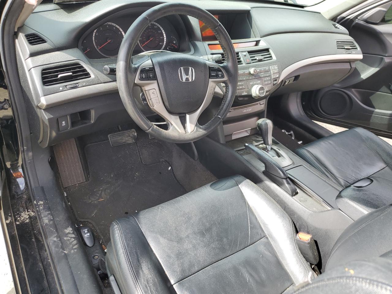 1HGCS2B86BA002078 2011 Honda Accord Exl