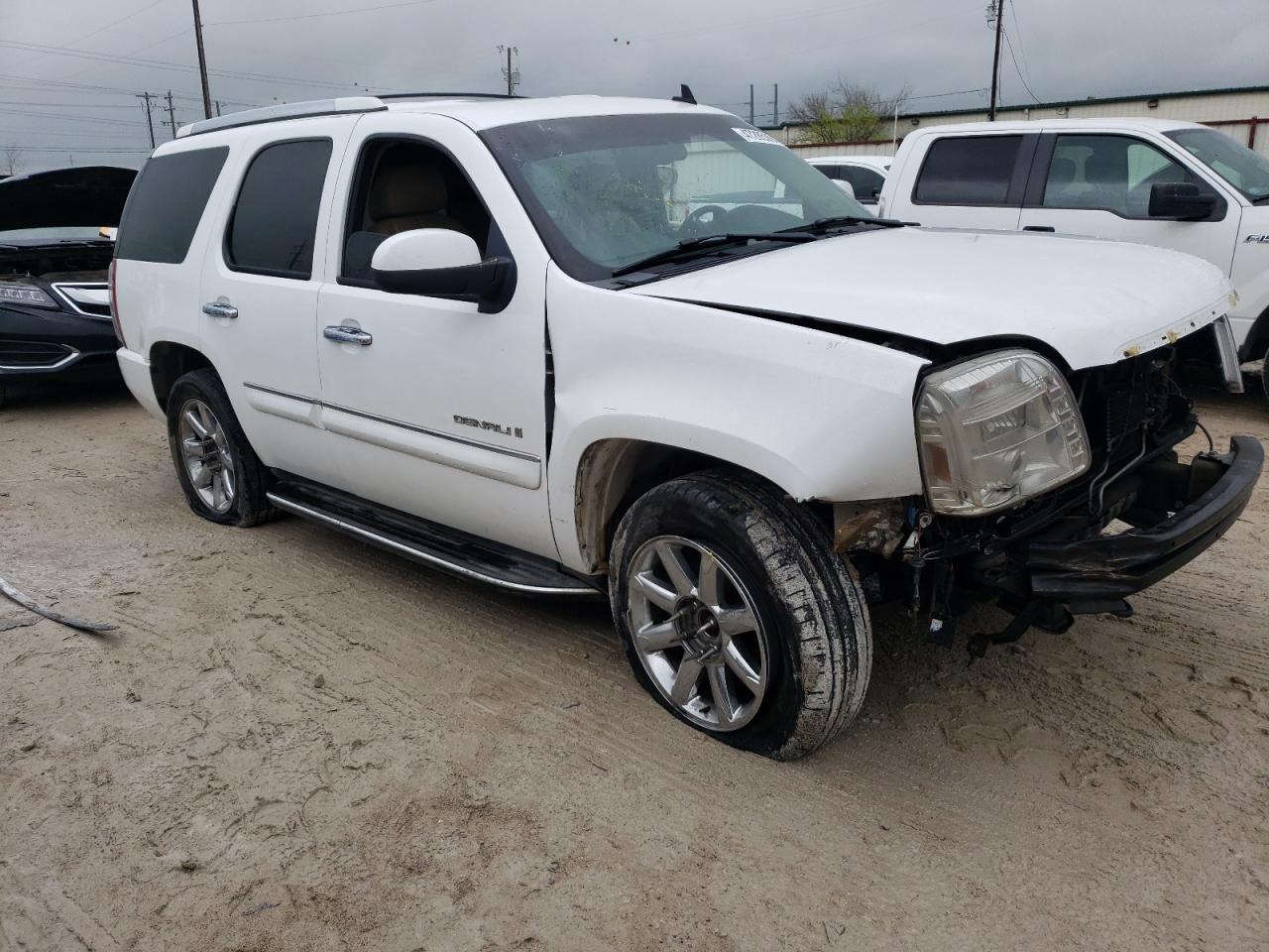 1GKFK638X7J331637 2007 GMC Yukon Denali