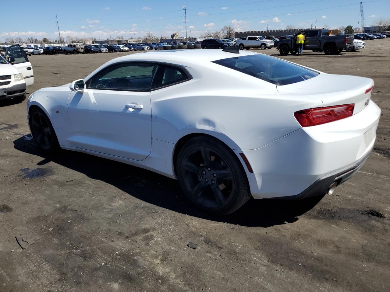 1G1FB1RSXH0139555 2017 Chevrolet Camaro Lt