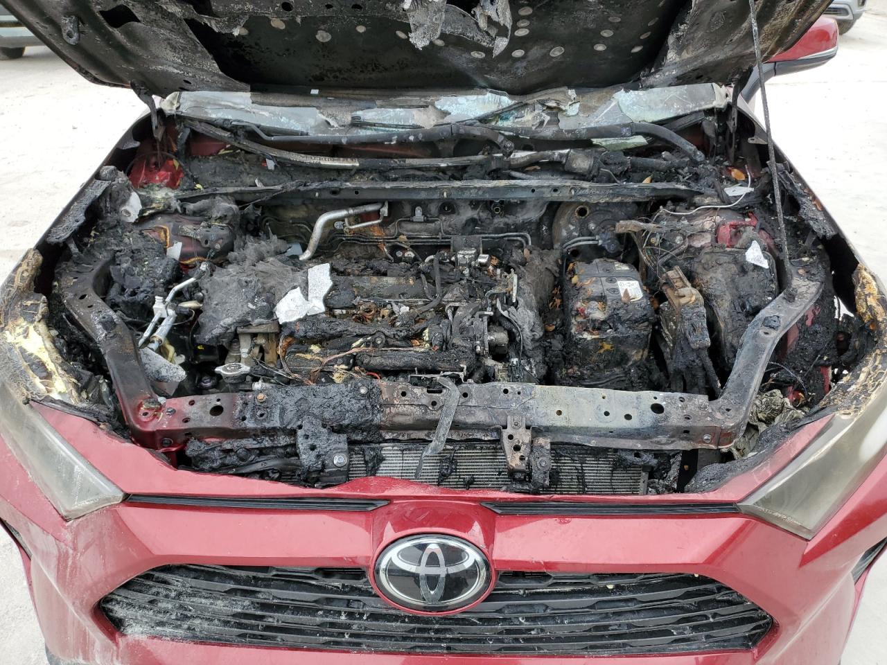 2T3W1RFV1LW099541 2020 Toyota Rav4 Xle