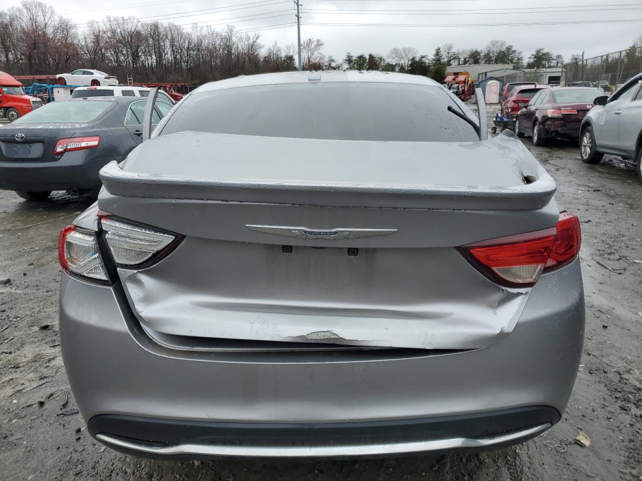 1C3CCCAB8FN725271 2015 Chrysler 200 Limited