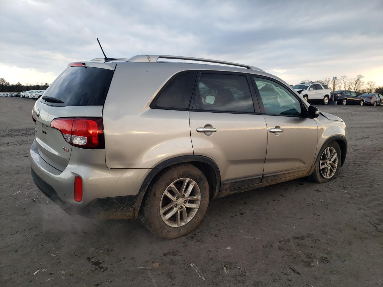 5XYKT3A60FG662345 2015 Kia Sorento Lx