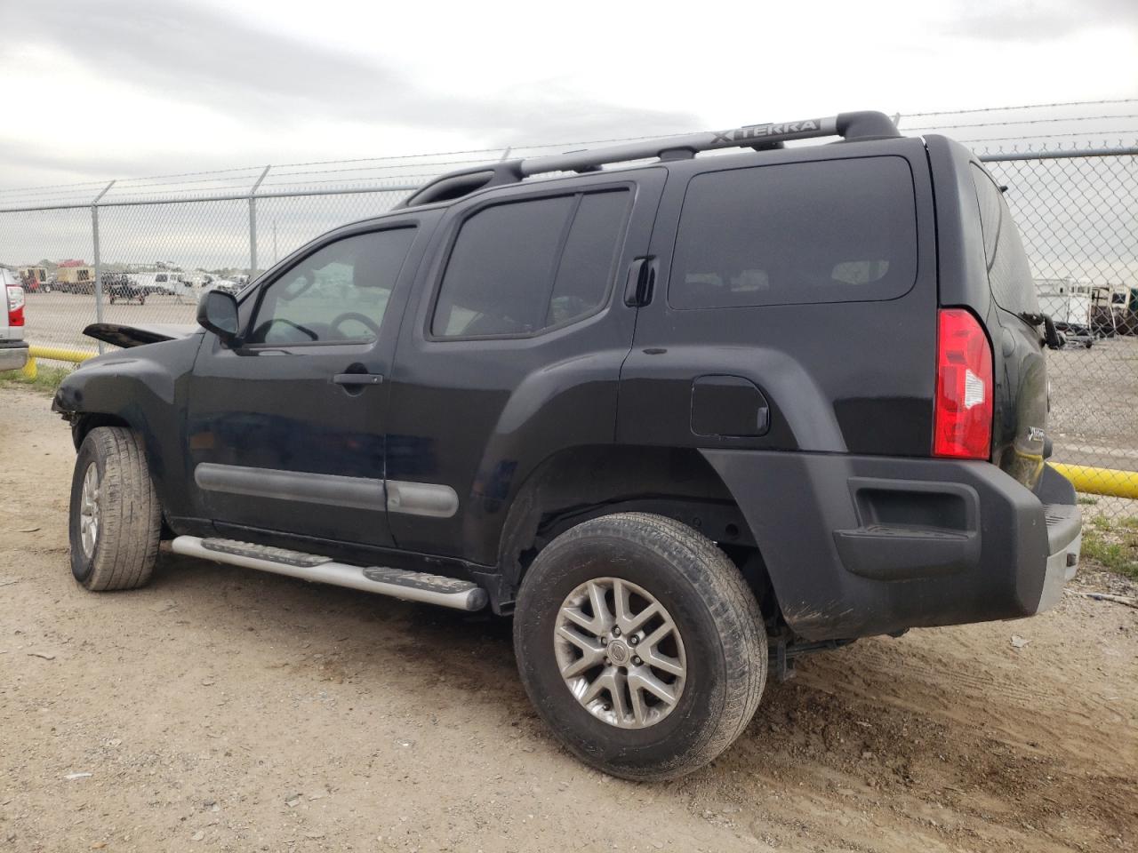 5N1AN0NU0FN650407 2015 Nissan Xterra X