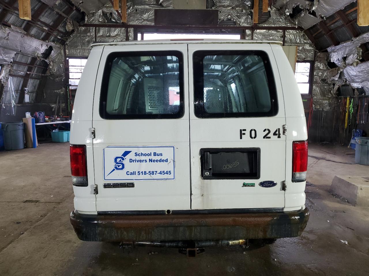 1FTNE2EW0ADA07640 2010 Ford Econoline E250 Van