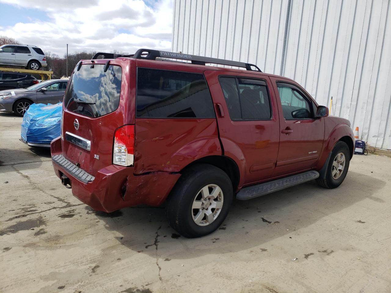 5N1AR18W75C733799 2005 Nissan Pathfinder Le