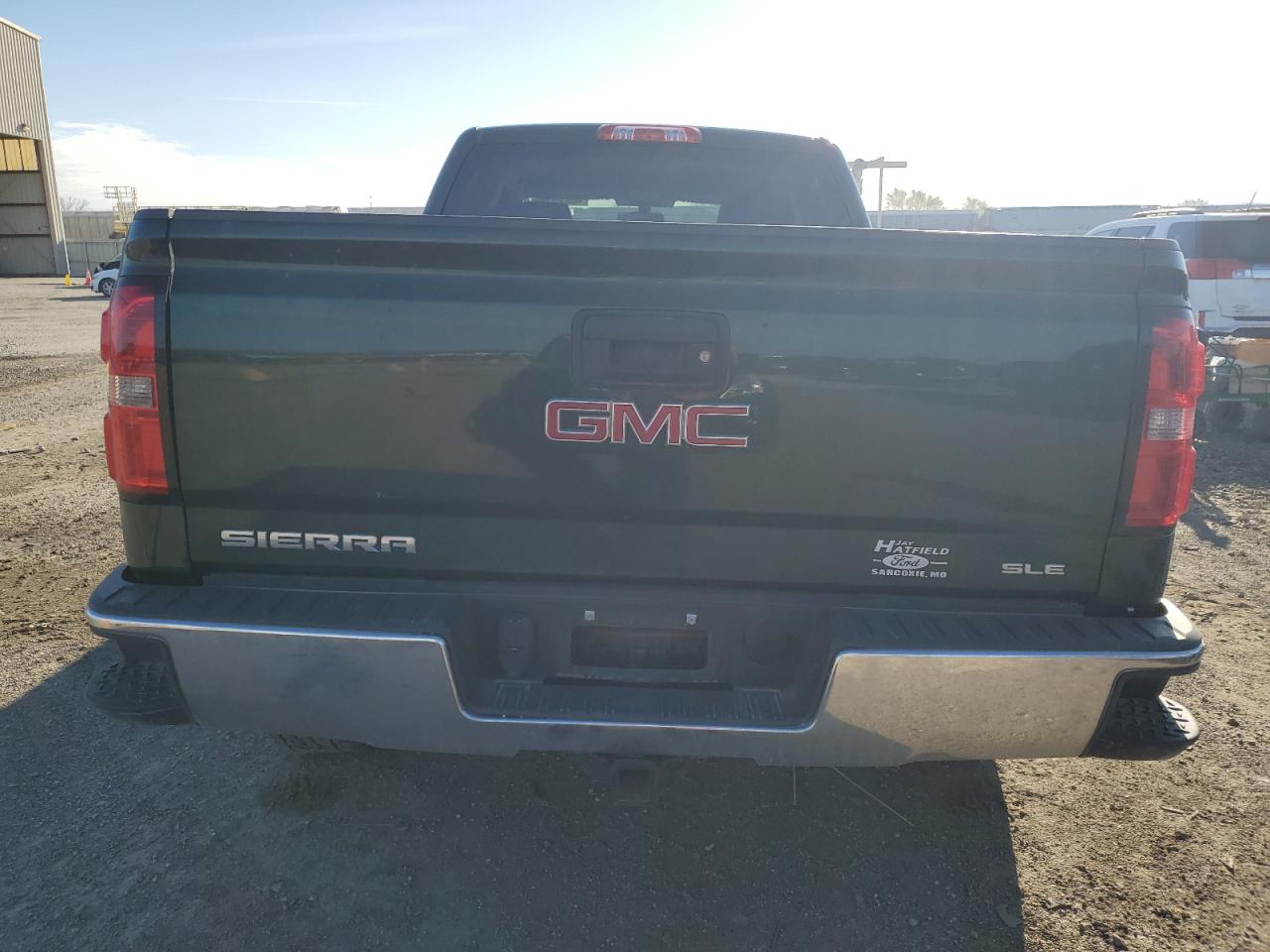 Lot #2506164296 2015 GMC SIERRA C15