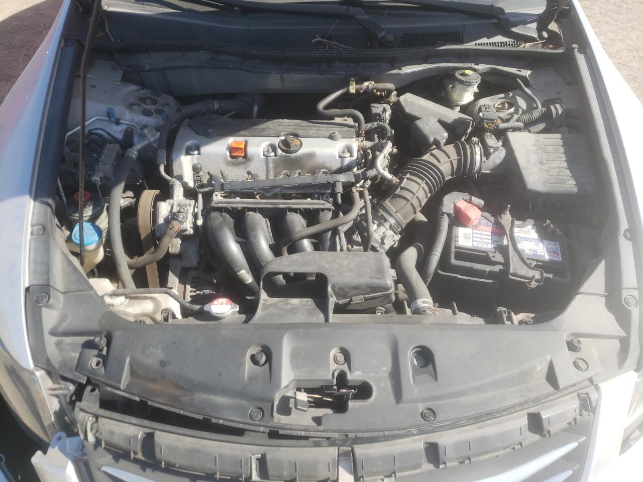 1HGCP2F38BA040251 2011 Honda Accord Lx