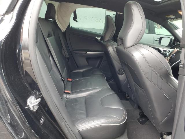 2015 VOLVO XC60 T6 R- YV4902RF3F2564696