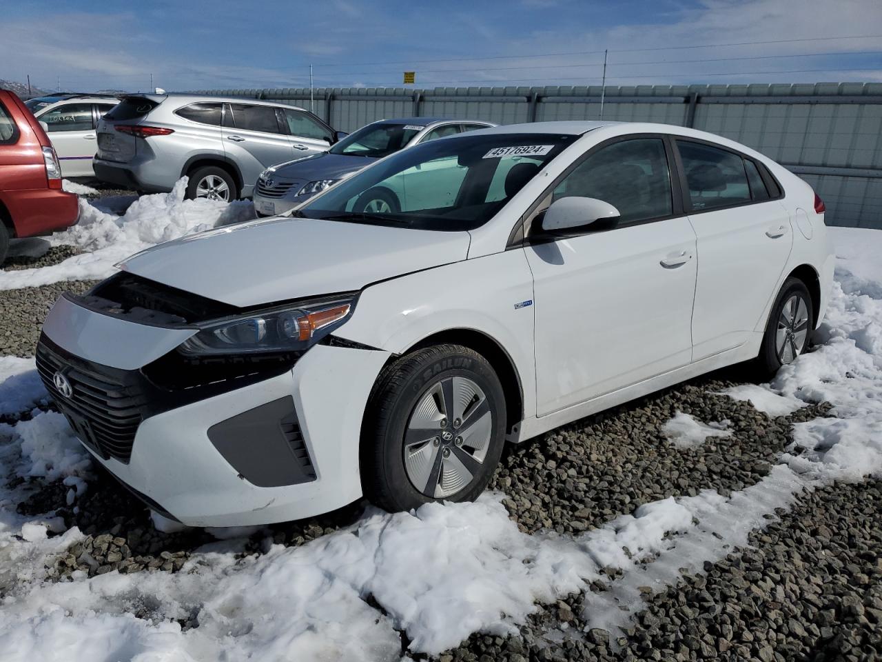 2019 Hyundai Ioniq Blue vin: KMHC65LC2KU124566