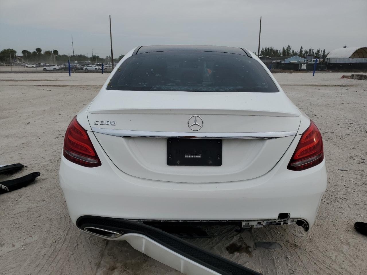 55SWF4JB7FU070720 2015 Mercedes-Benz C 300