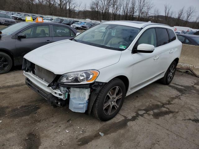 YV4902RB9F2625885 2015 VOLVO XC60 - Image 1