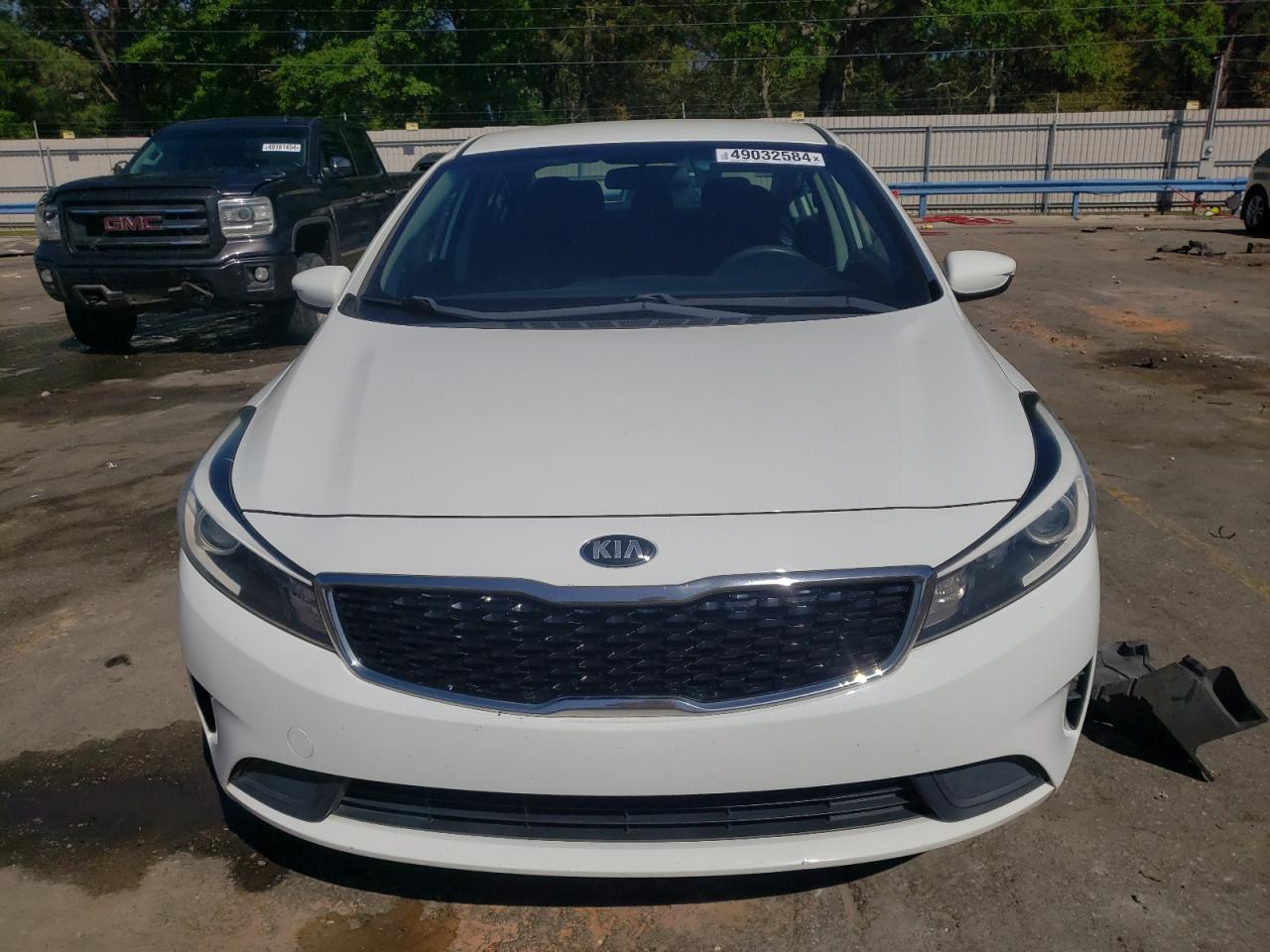 3KPFK4A7XJE220200 2018 Kia Forte Lx