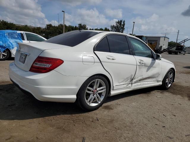 VIN WDDGF4HBXEG240168 2014 Mercedes-Benz C-Class, 250 no.3