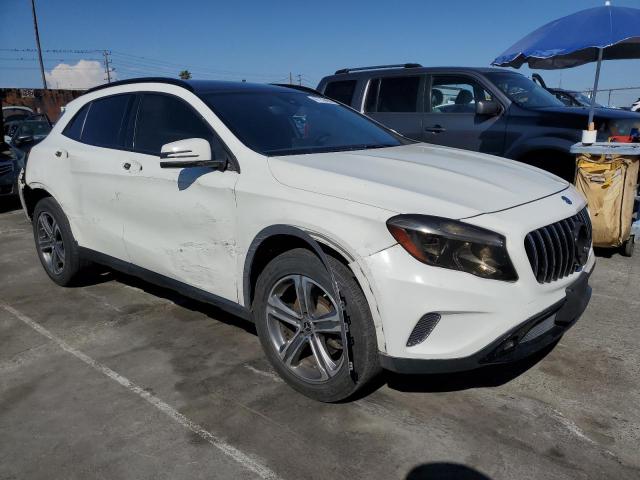 VIN WDCTG4EB8HJ348834 2017 Mercedes-Benz GLA-Class,... no.4