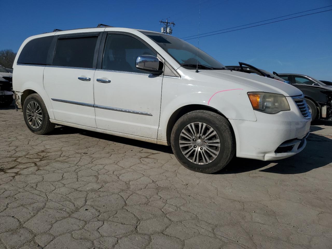 2013 Chrysler Town & Country Touring L vin: 2C4RC1CGXDR816027