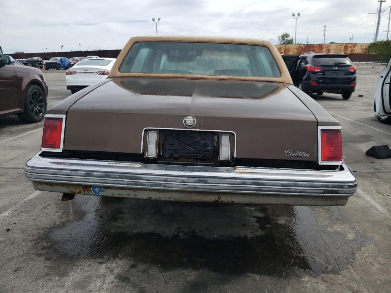 6S69R6Q490992 1976 Cadillac Seville