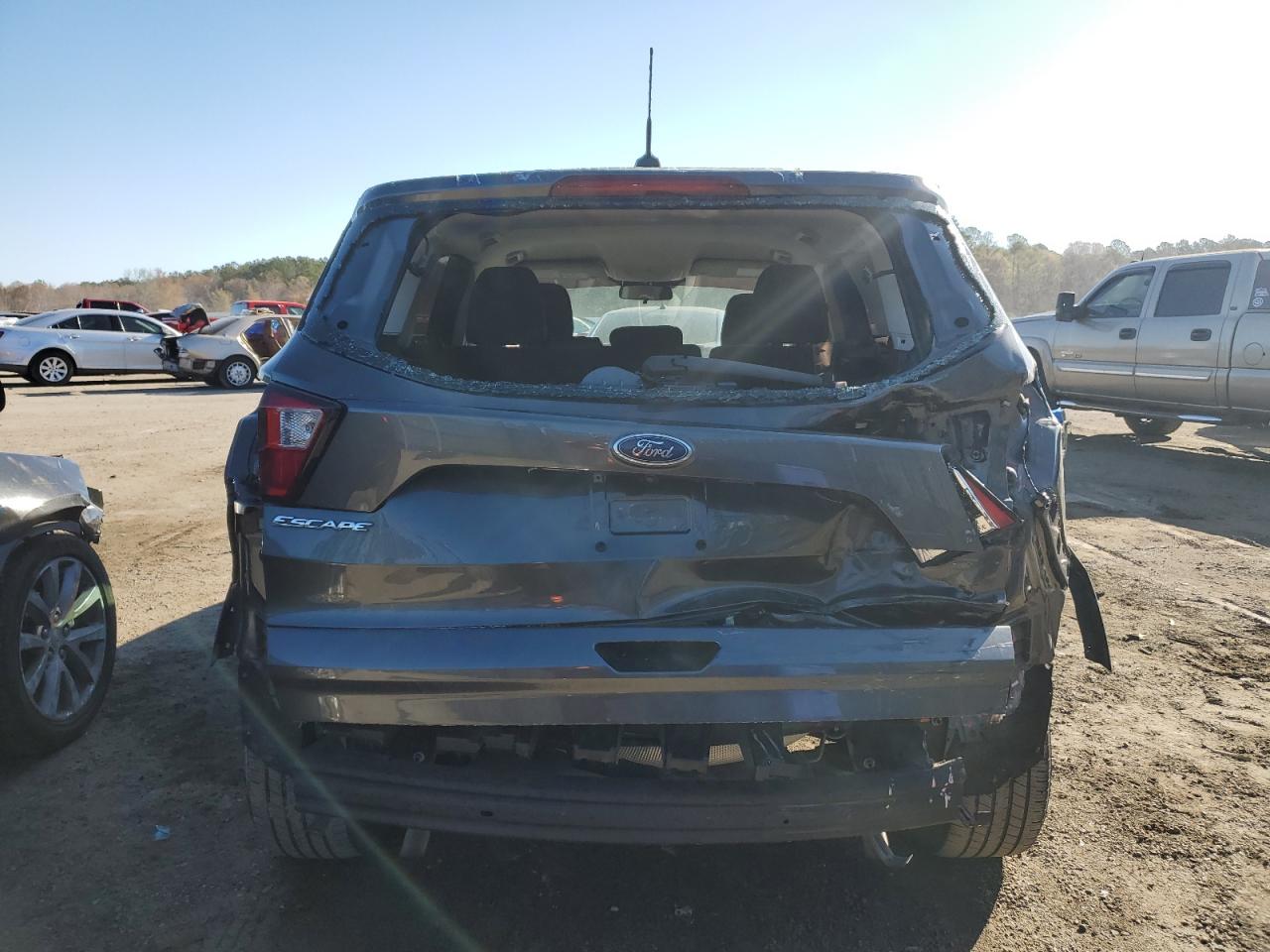 2019 Ford Escape S vin: 1FMCU0F78KUC46095