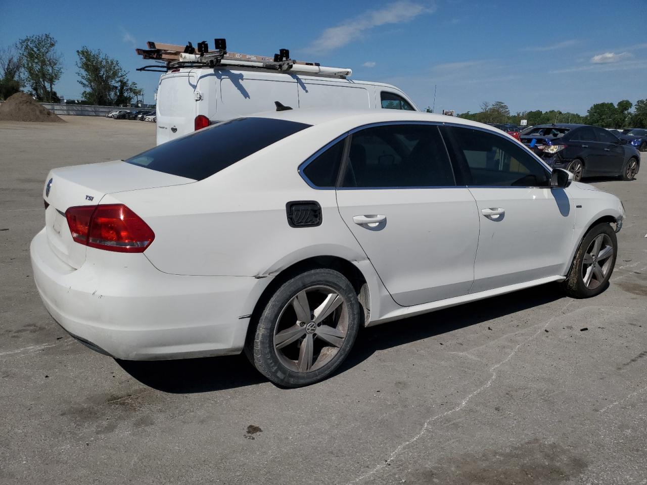 Lot #2461343505 2015 VOLKSWAGEN PASSAT S