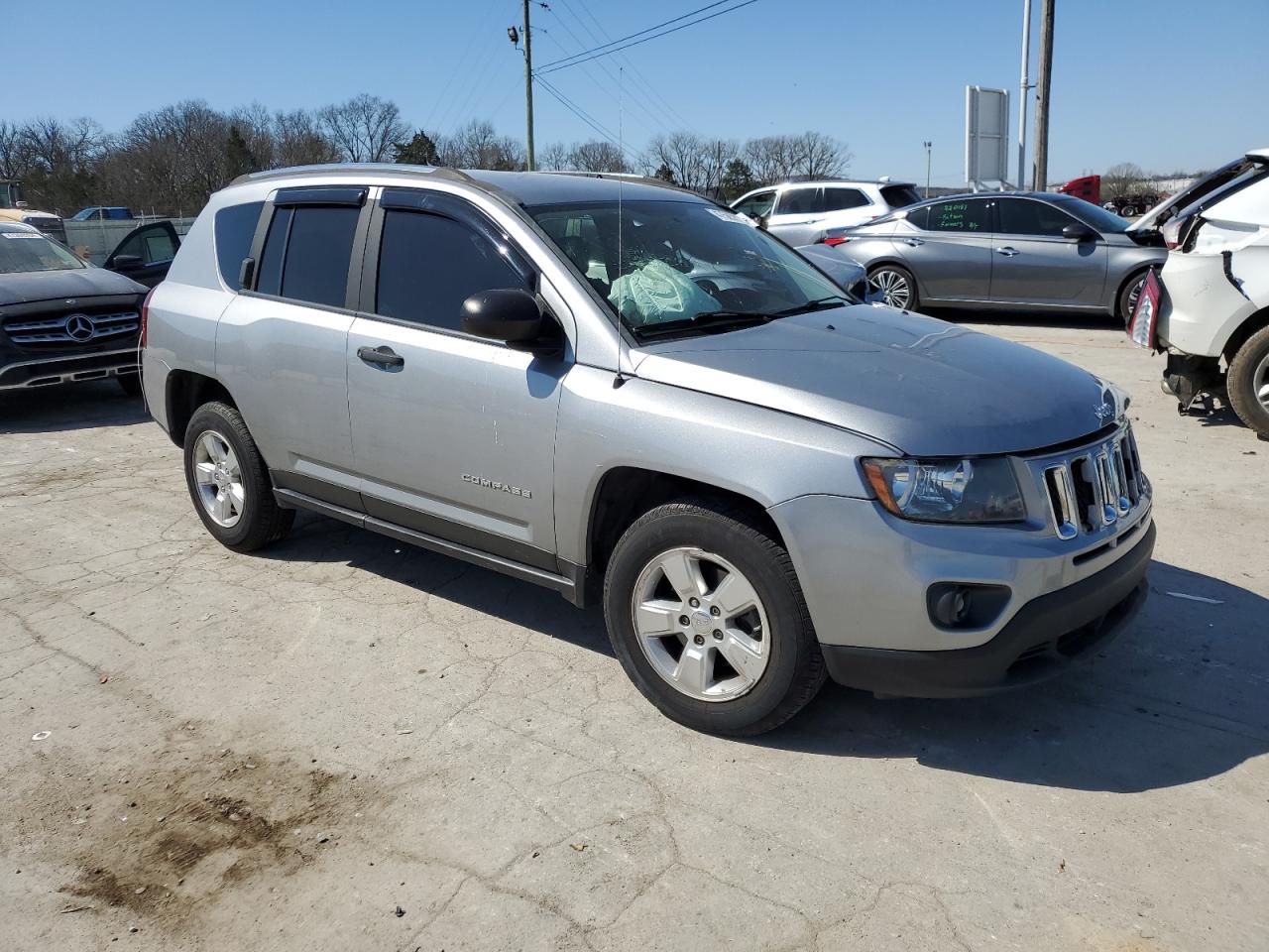 2015 Jeep Compass Sport vin: 1C4NJCBA7FD110930