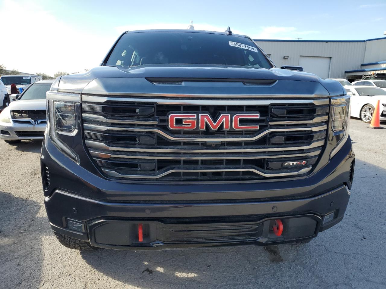 2022 GMC Sierra K1500 At4 vin: 1GTPUEEL1NZ530676