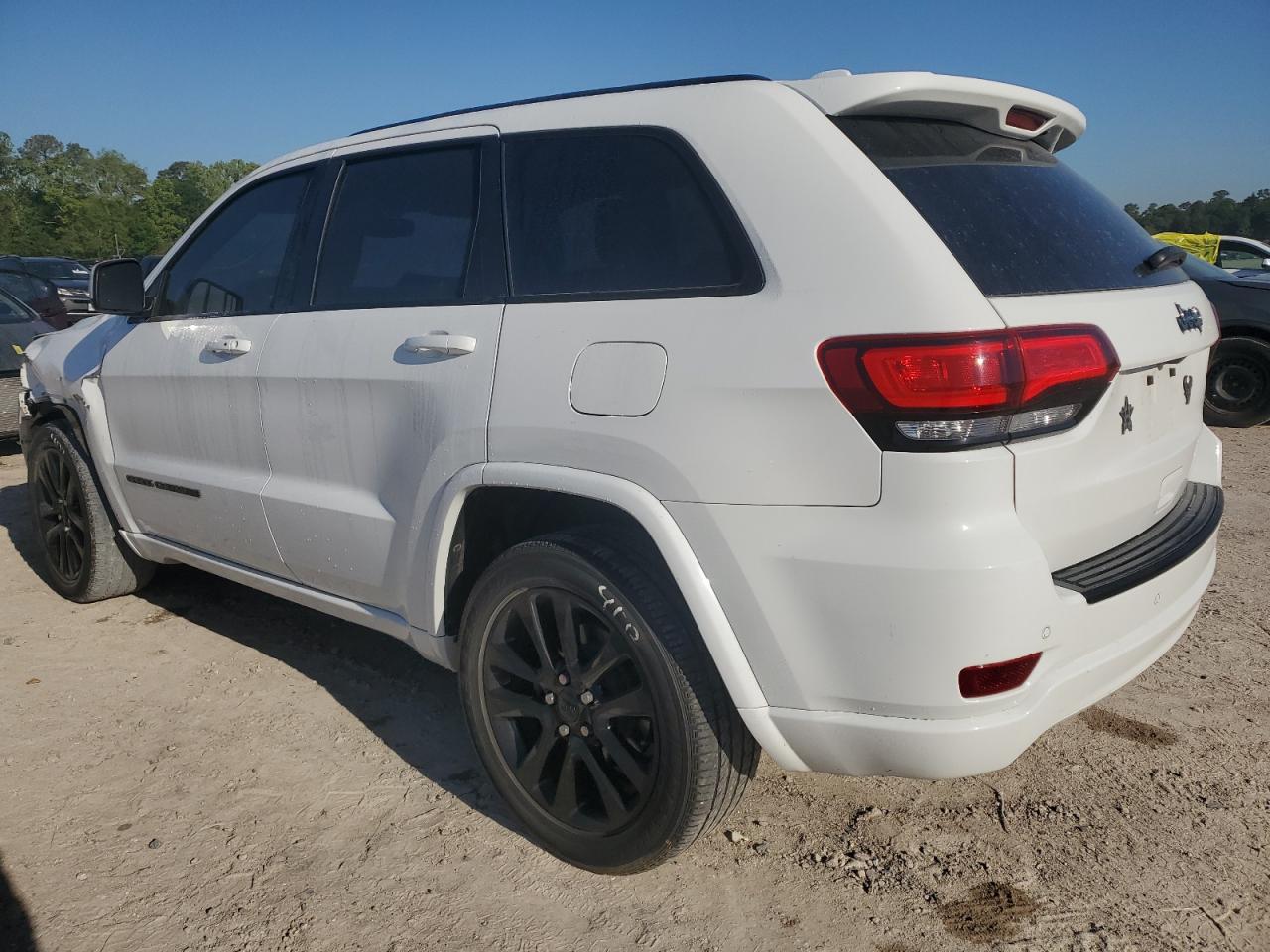 2020 Jeep Grand Cherokee Laredo vin: 1C4RJEAGXLC428576