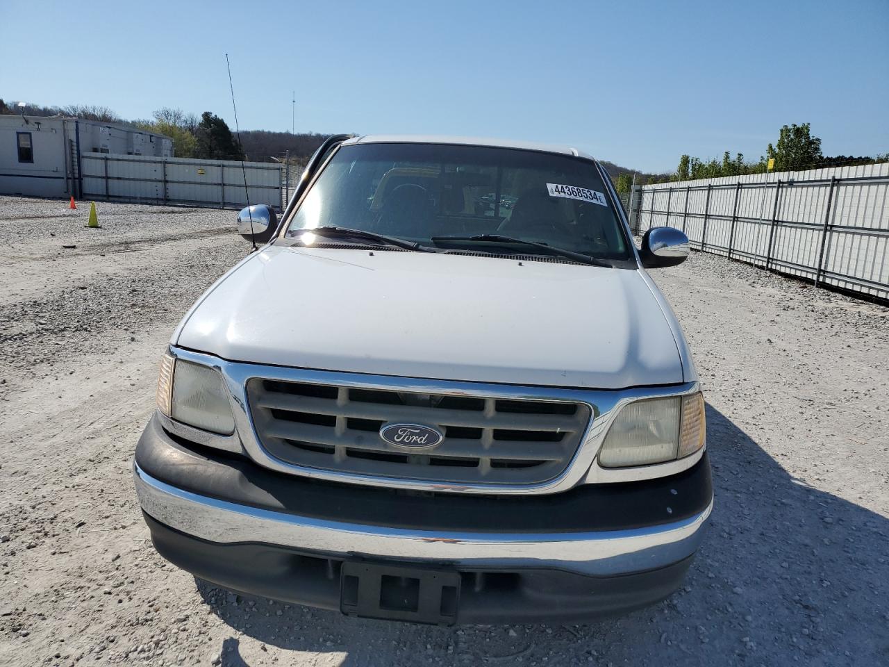 1FTRF07W0YKB16251 2000 Ford F150