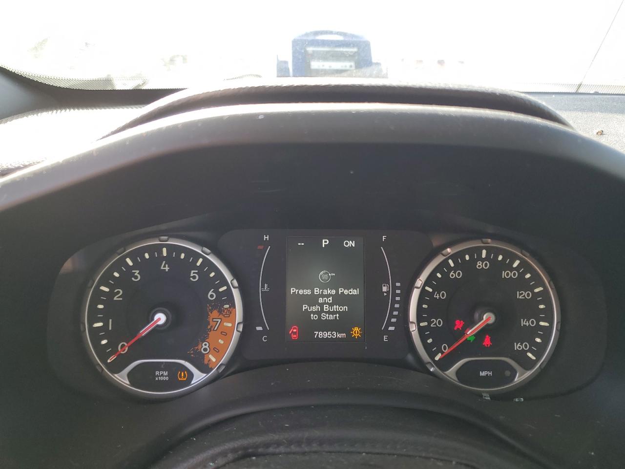 ZACCJABB1JPJ24608 2018 Jeep Renegade Latitude