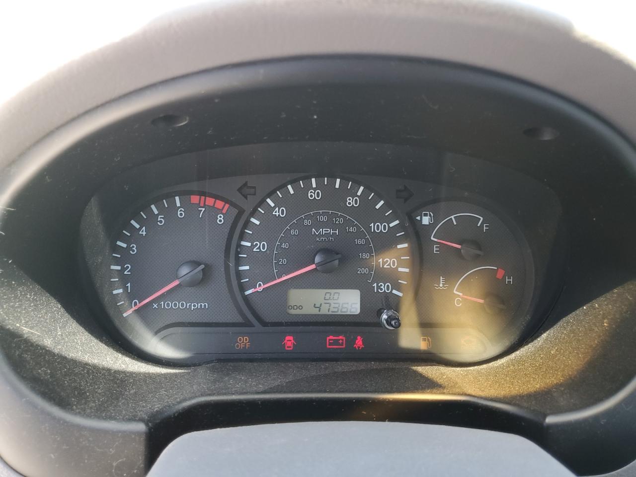 KMHCG45C25U669370 2005 Hyundai Accent Gl