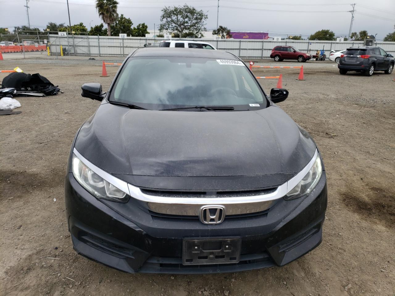 2018 Honda Civic Ex vin: 2HGFC2F71JH607864