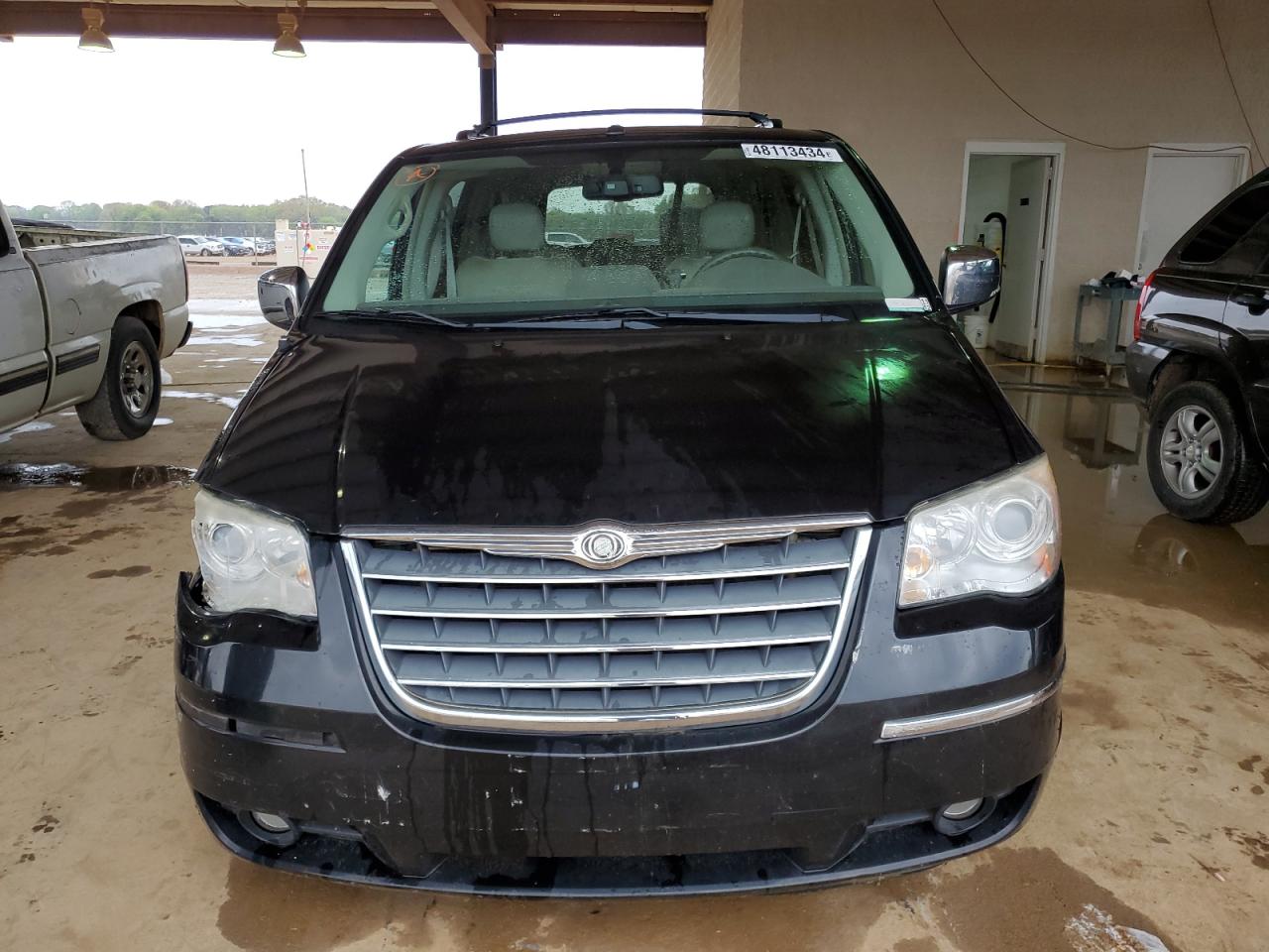 2A4RR6DX9AR260843 2010 Chrysler Town & Country Limited