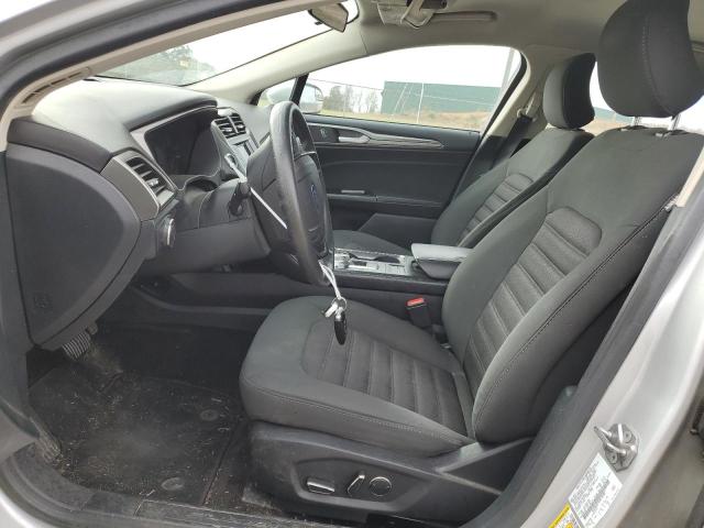  FORD FUSION 2017 Srebrny