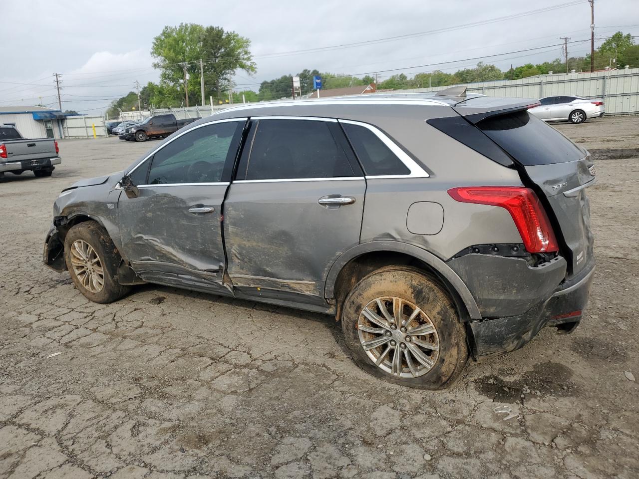 1GYKNBRS2HZ280726 2017 Cadillac Xt5 Luxury