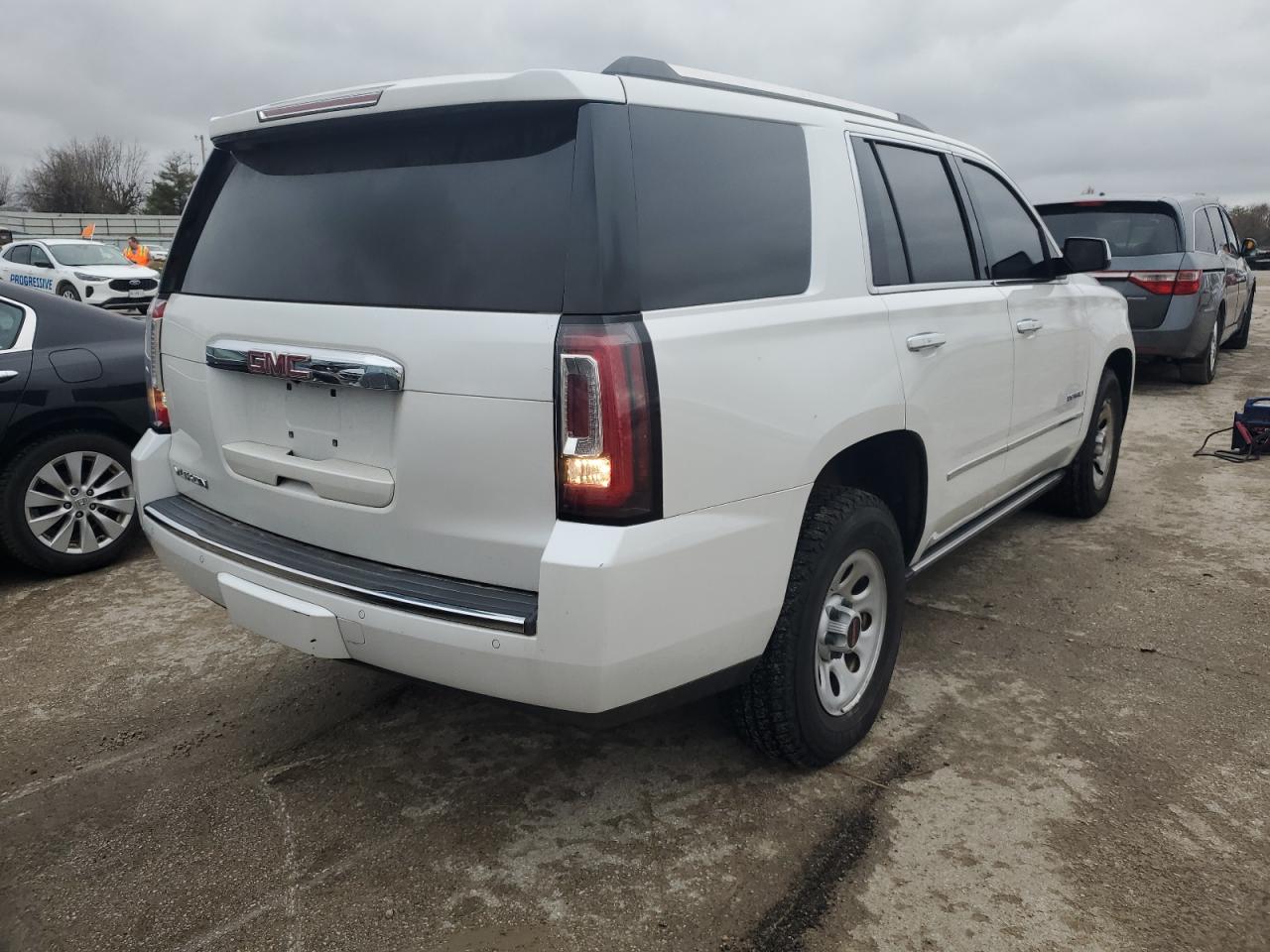 Lot #2549845624 2016 GMC YUKON DENA