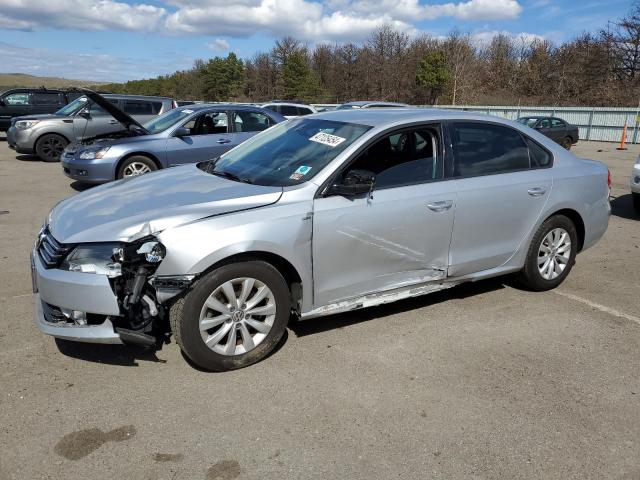 Lot #2535636112 2015 VOLKSWAGEN PASSAT S salvage car