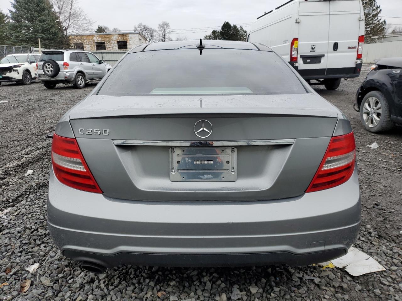 WDDGJ4HB1DG049381 2013 Mercedes-Benz C 250