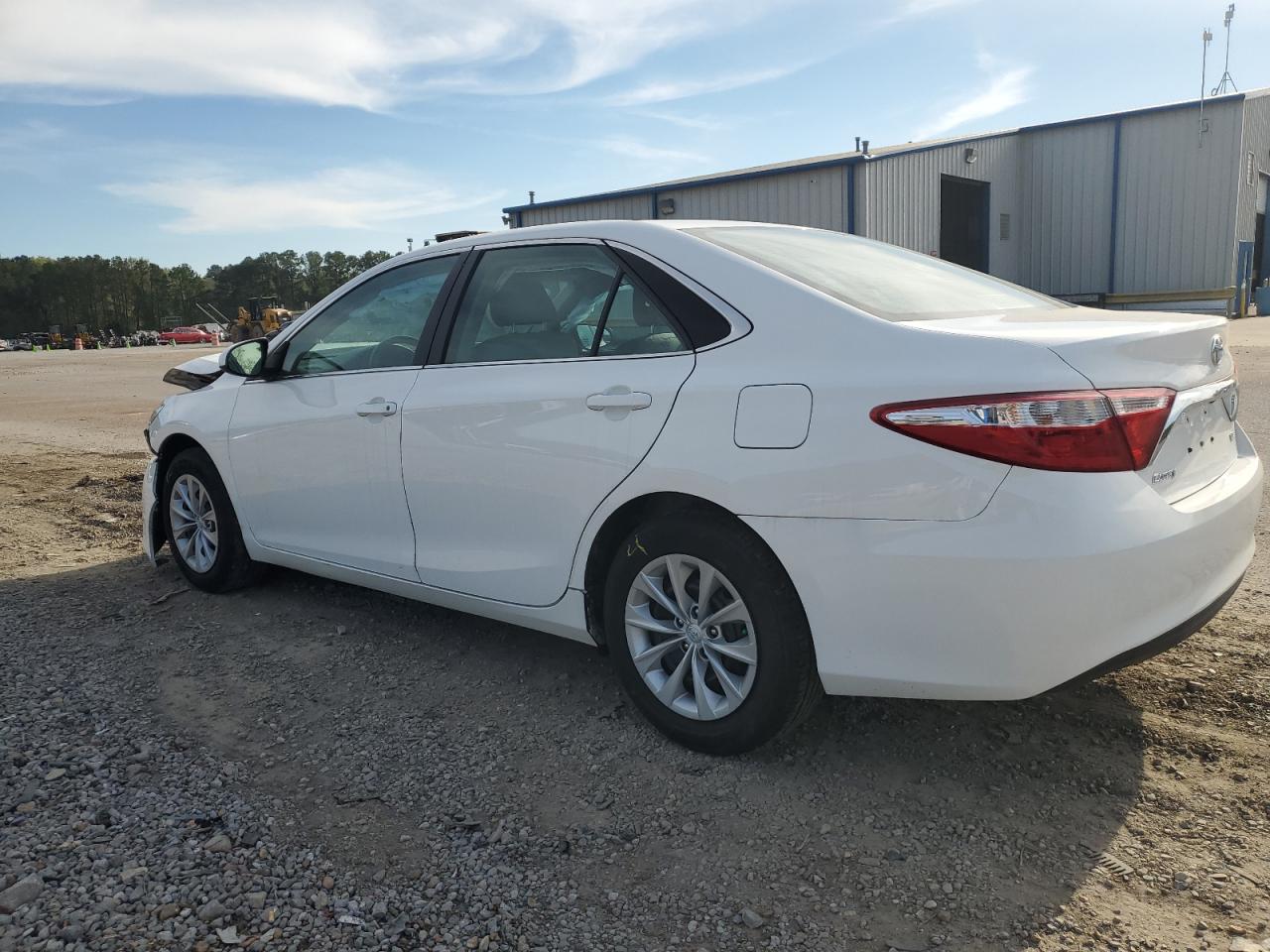 2017 Toyota Camry Le vin: 4T1BF1FK6HU616842