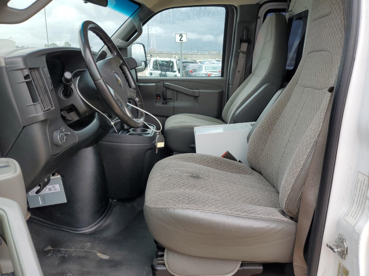 1GCWGAFP2K1299150 2019 Chevrolet Express G2500