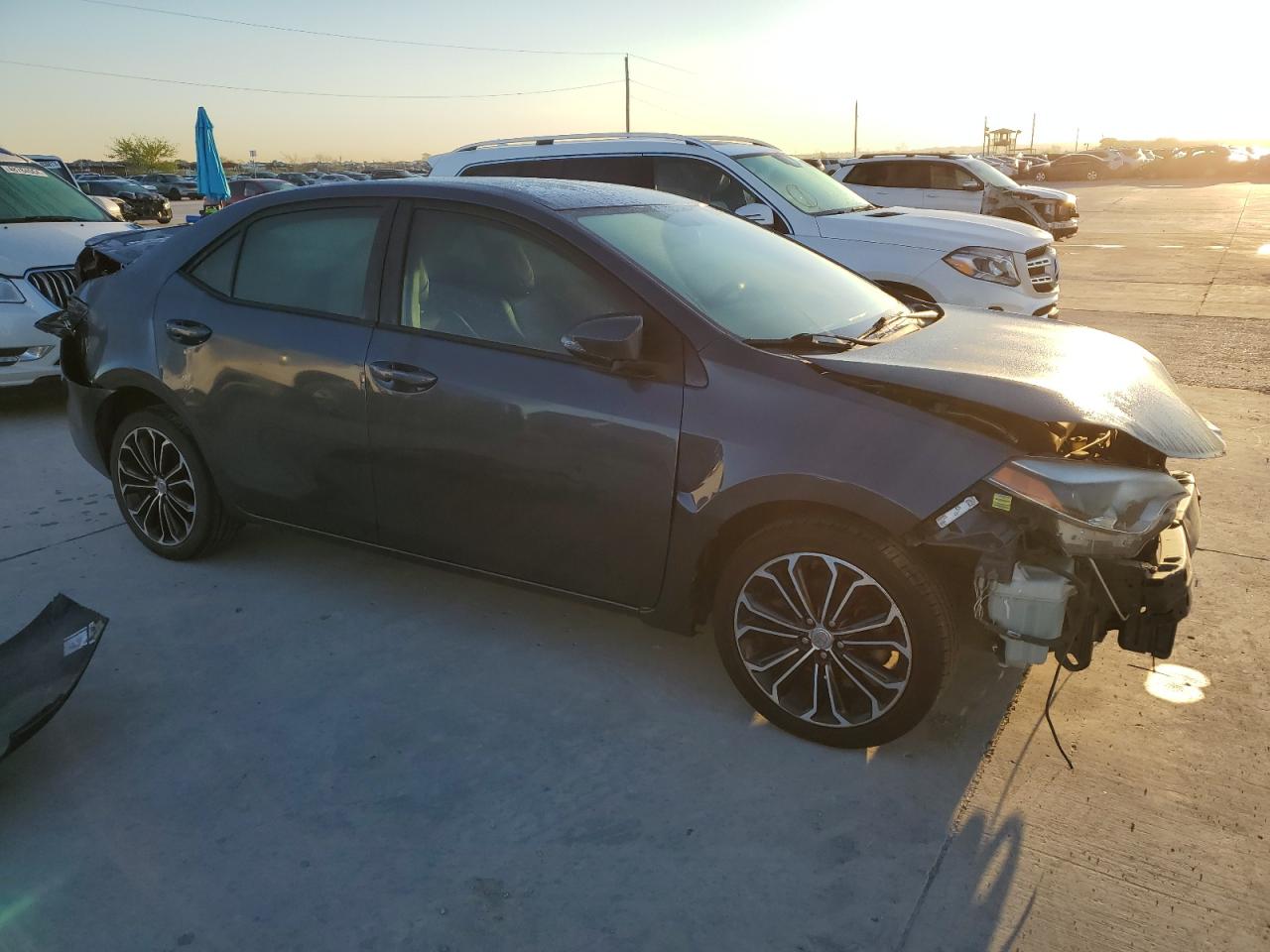 2T1BURHEXFC337047 2015 Toyota Corolla L