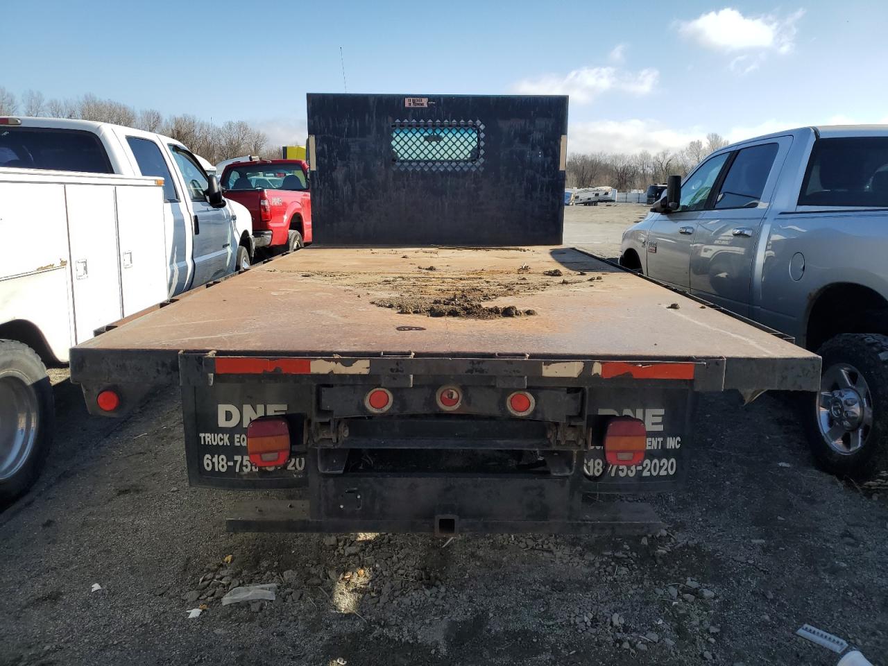 Lot #2452915452 2006 FORD LOW CAB FO