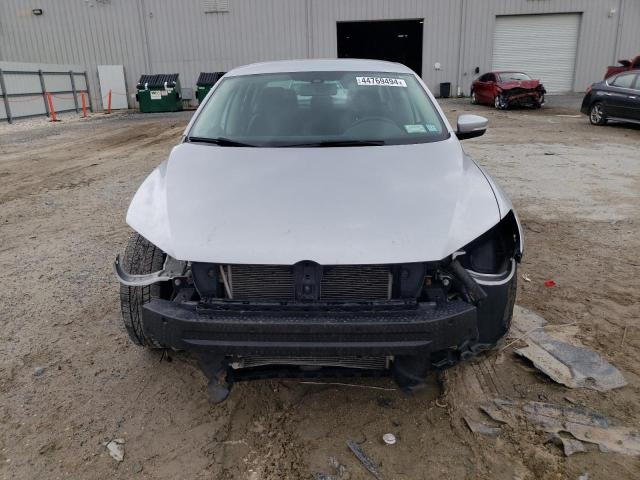2015 VOLKSWAGEN PASSAT S - 1VWAT7A34FC050434