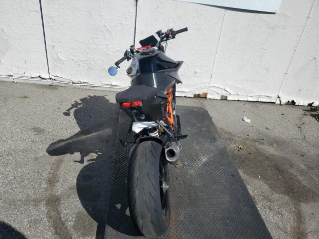2020 KTM 1290 SUPER - VBKV3940XLM925084