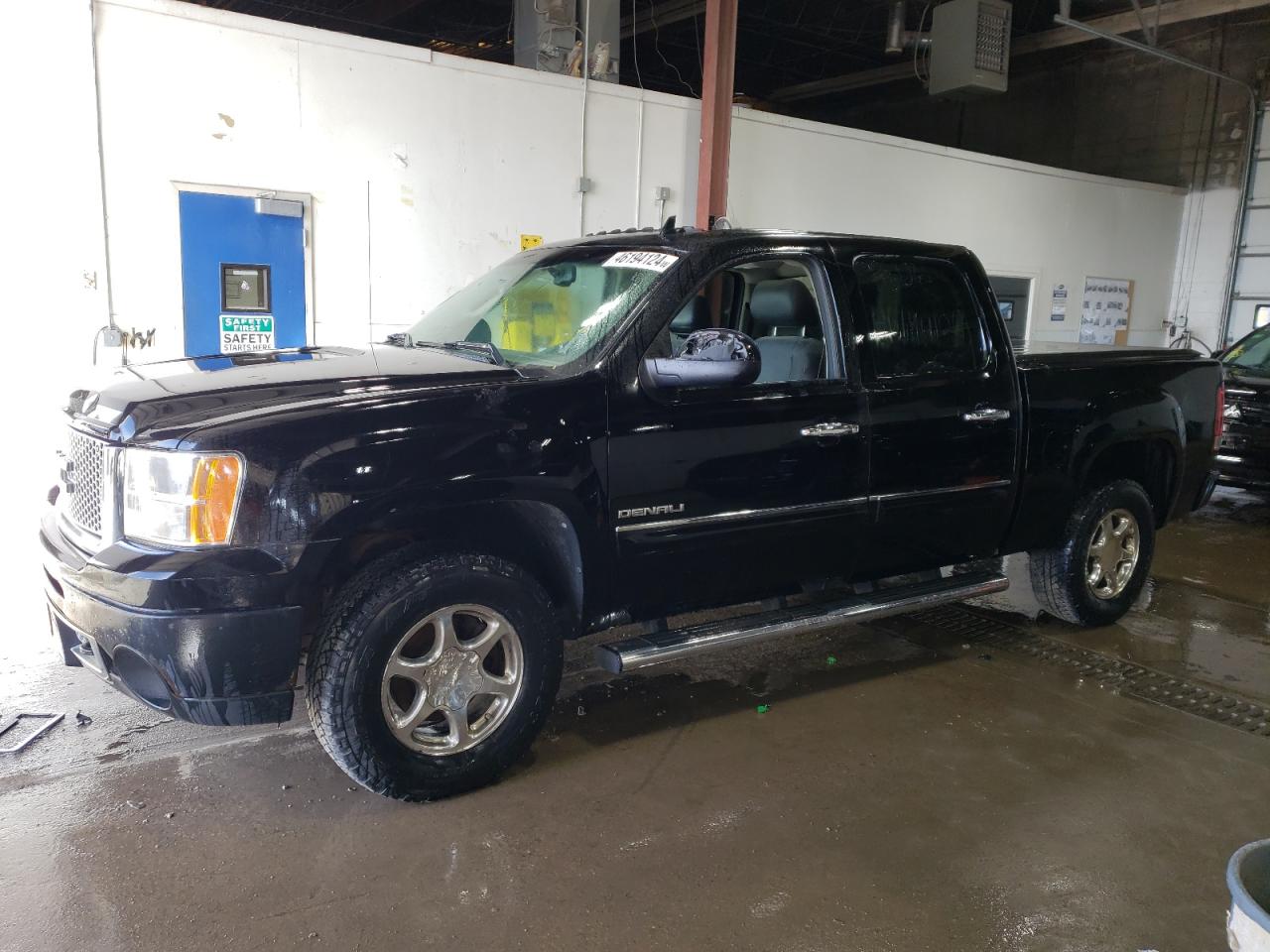 2012 GMC Sierra K1500 Denali vin: 3GTP2XE25CG222173