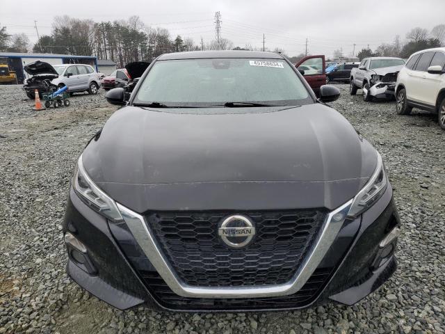  NISSAN ALTIMA 2019 Czarny