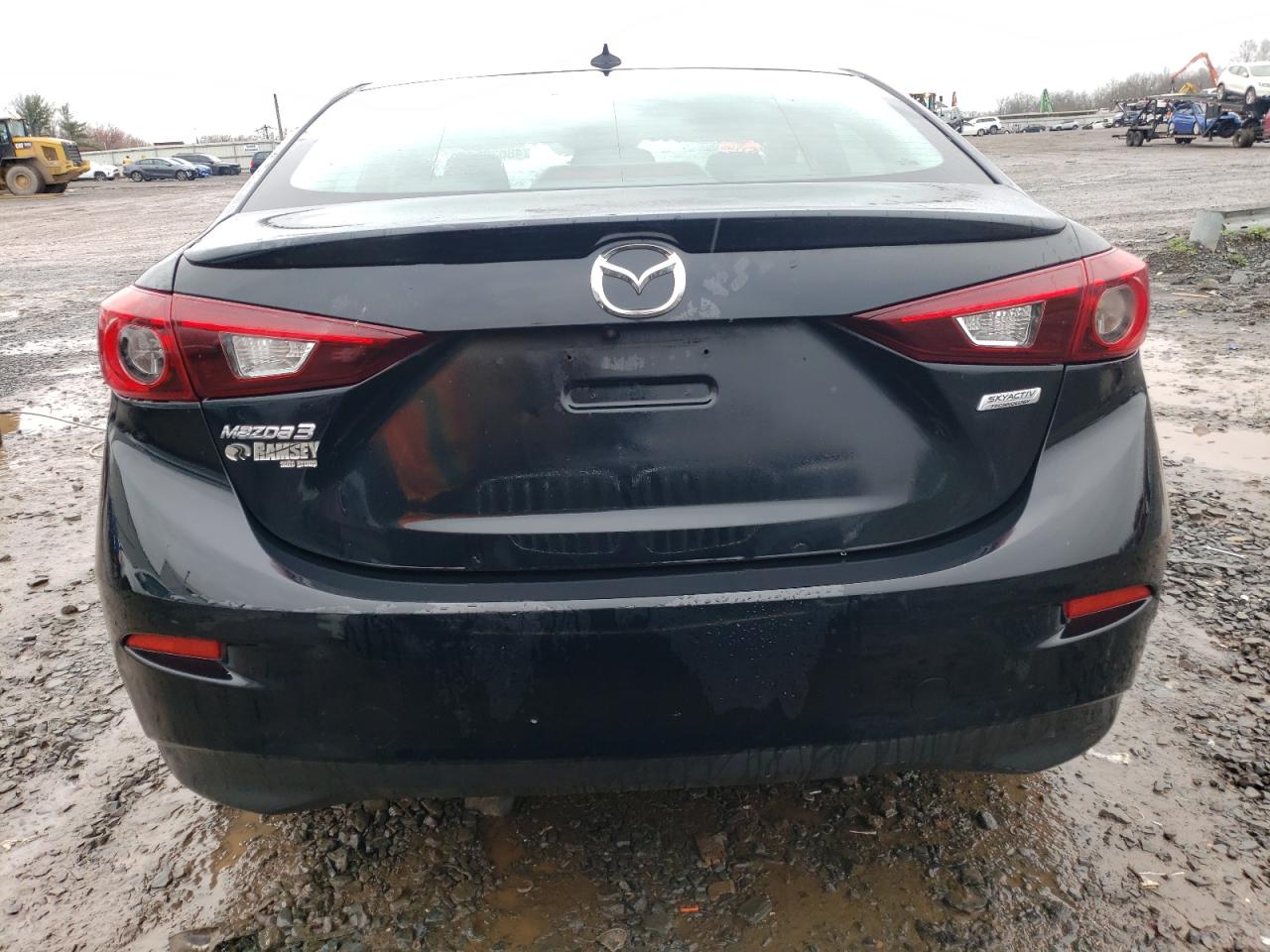 3MZBN1V38JM258684 2018 Mazda 3 Touring