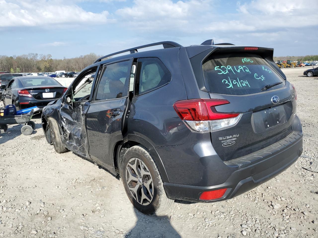 2021 Subaru Forester Premium vin: JF2SKAFC9MH529692