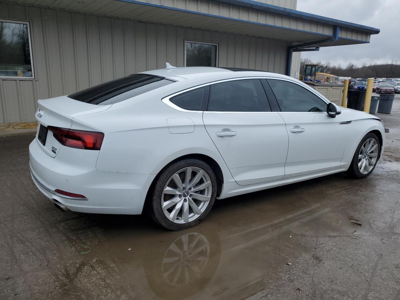 WAUBNCF53JA087092 2018 Audi A5 Premium Plus